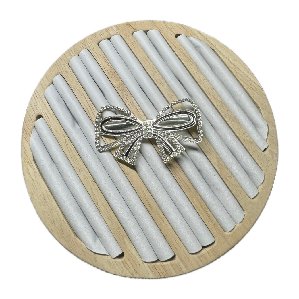 BOW clips