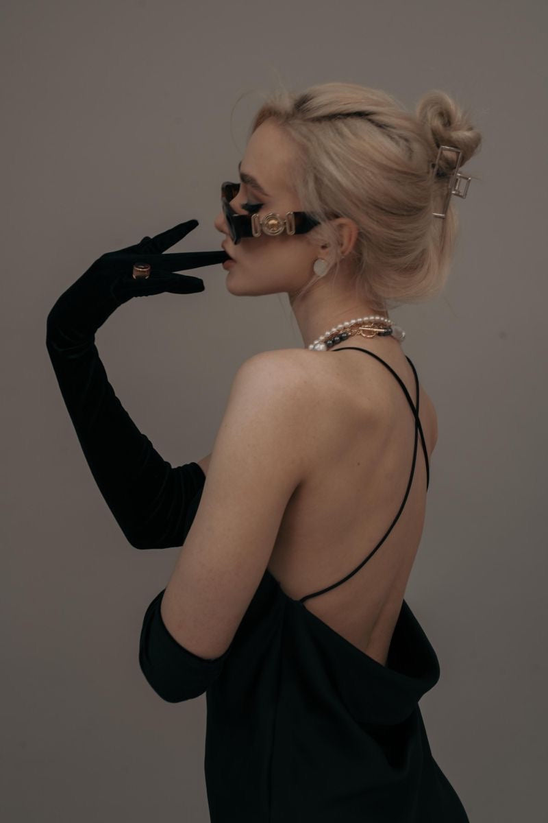 Black Classic Gloves