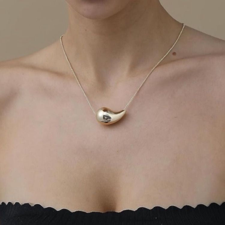 DROP Necklace