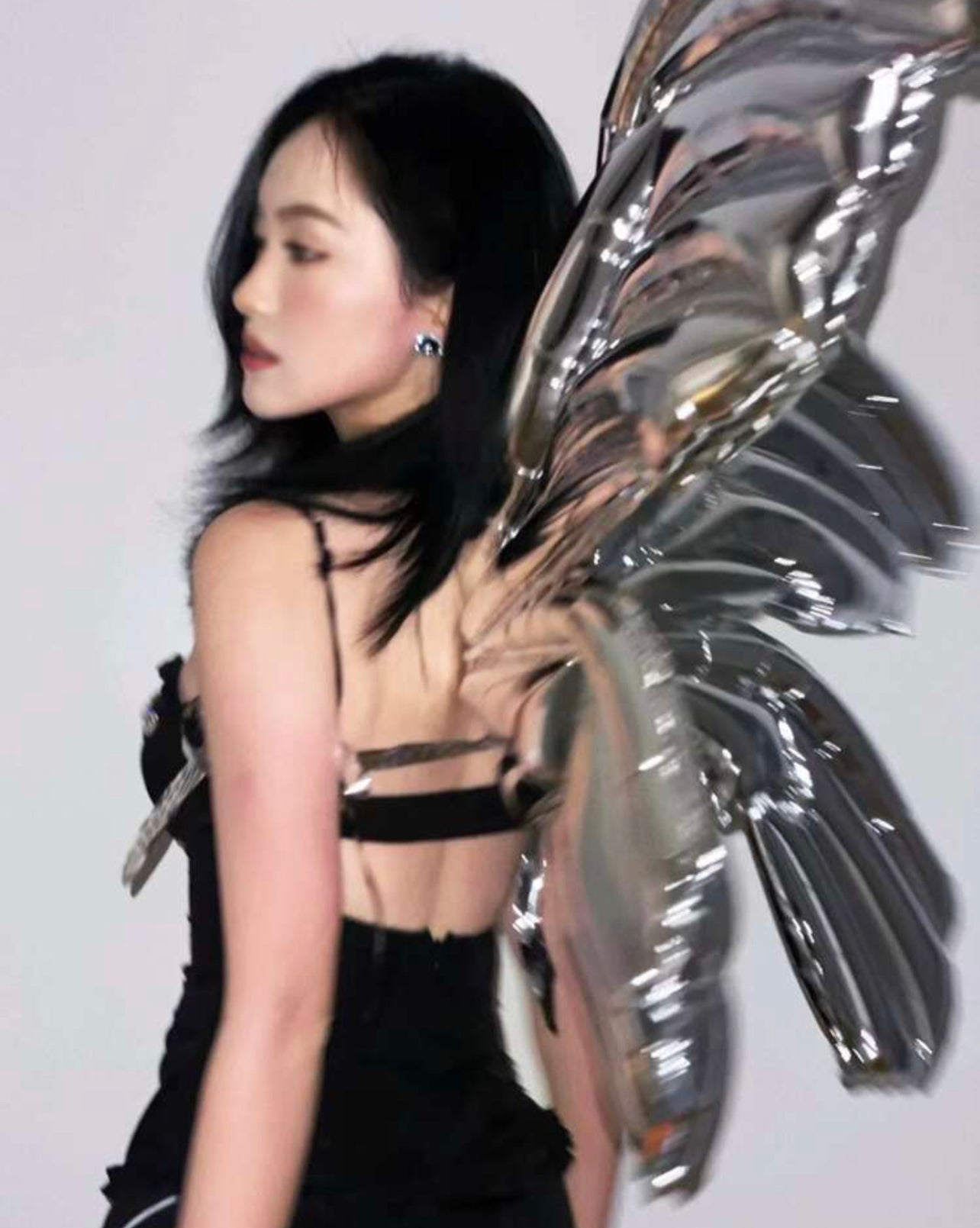 SPOOKY WINGS