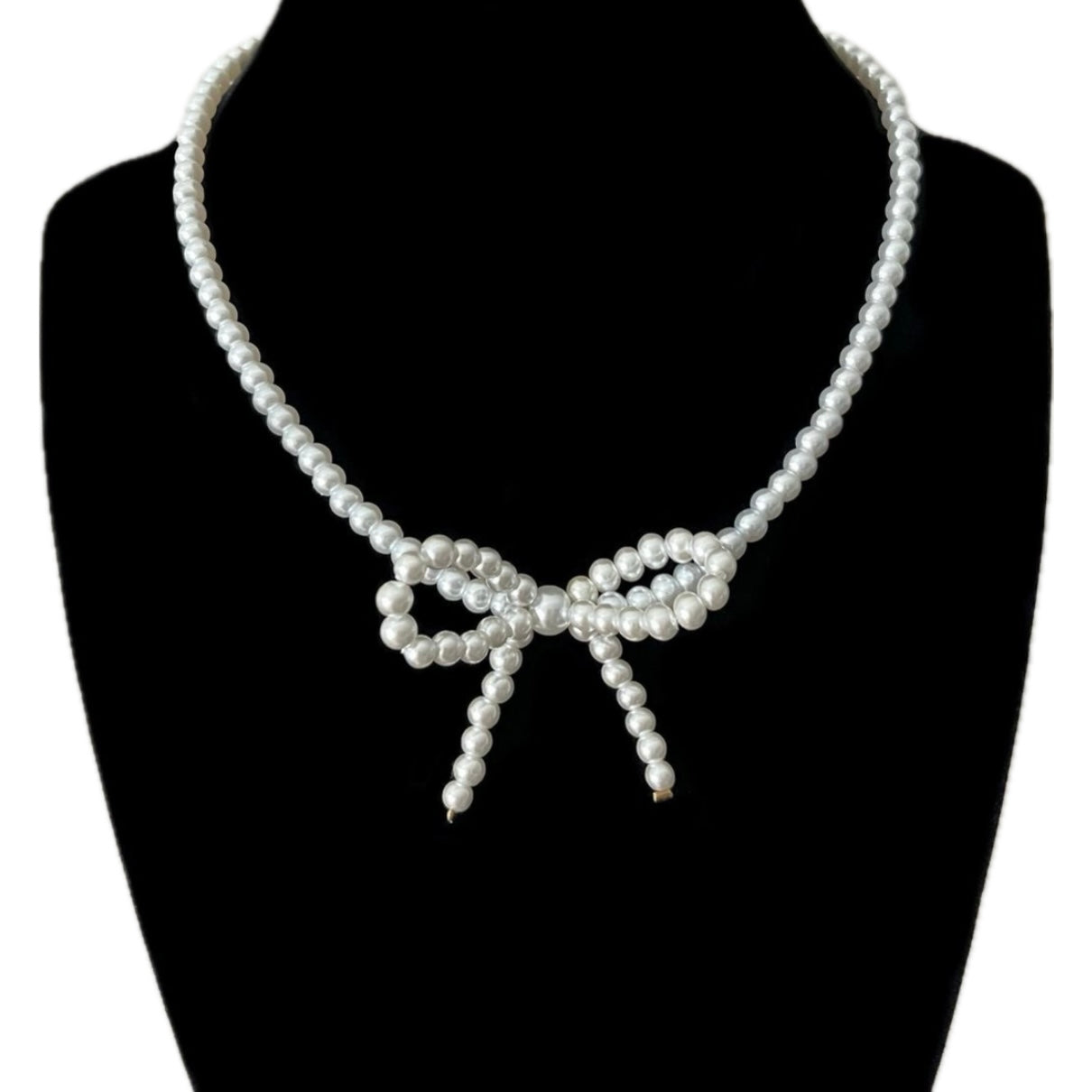 Lazito Pearl Necklace